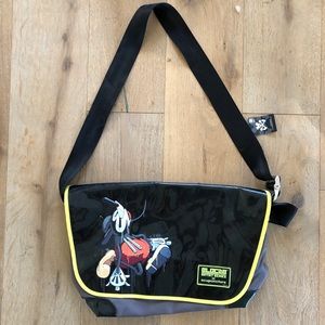 Bloc28 Artist Series By Disney W/ Acupuncture Bag